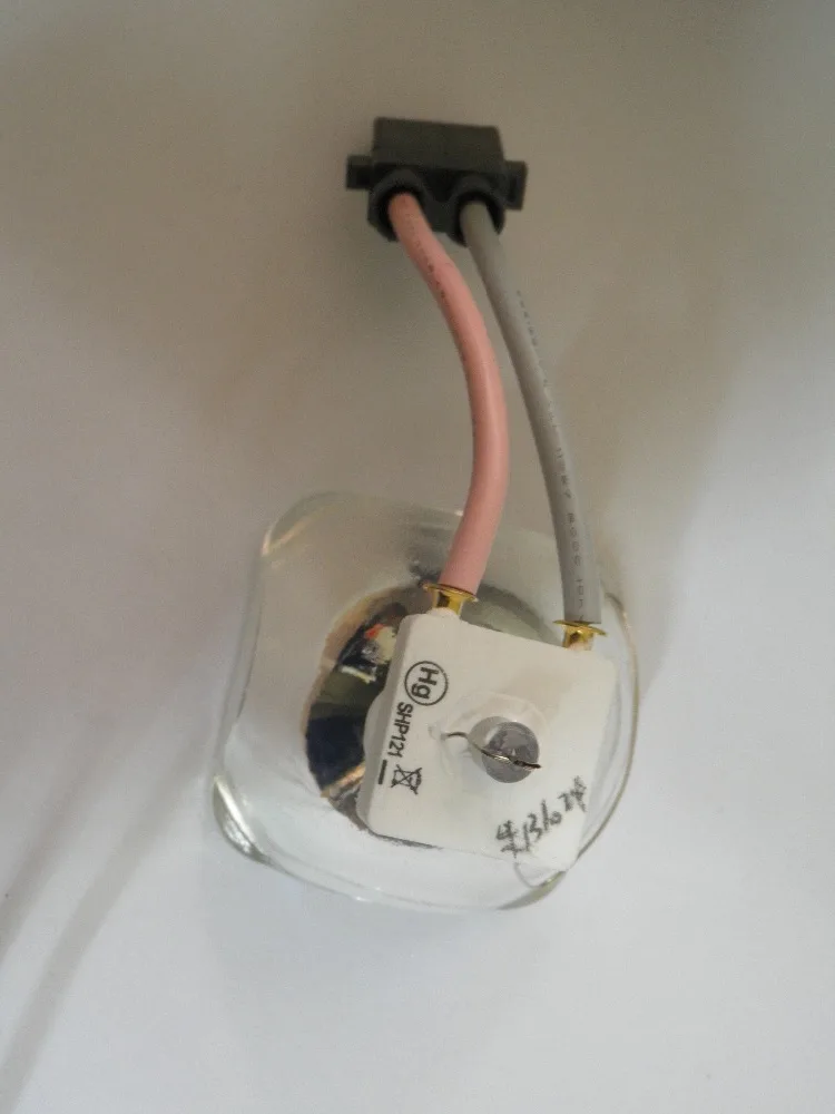 Оригинальный проектор голая лампочка SHP121 для LC XW57/BOXLIGHT CP 7612/PLC XW6680C/TLP X2000H|projector