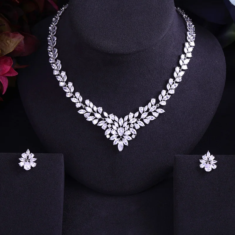 Новейший роскошный блестящий зеленый цирконий набор украшений к серьгам тяжелые