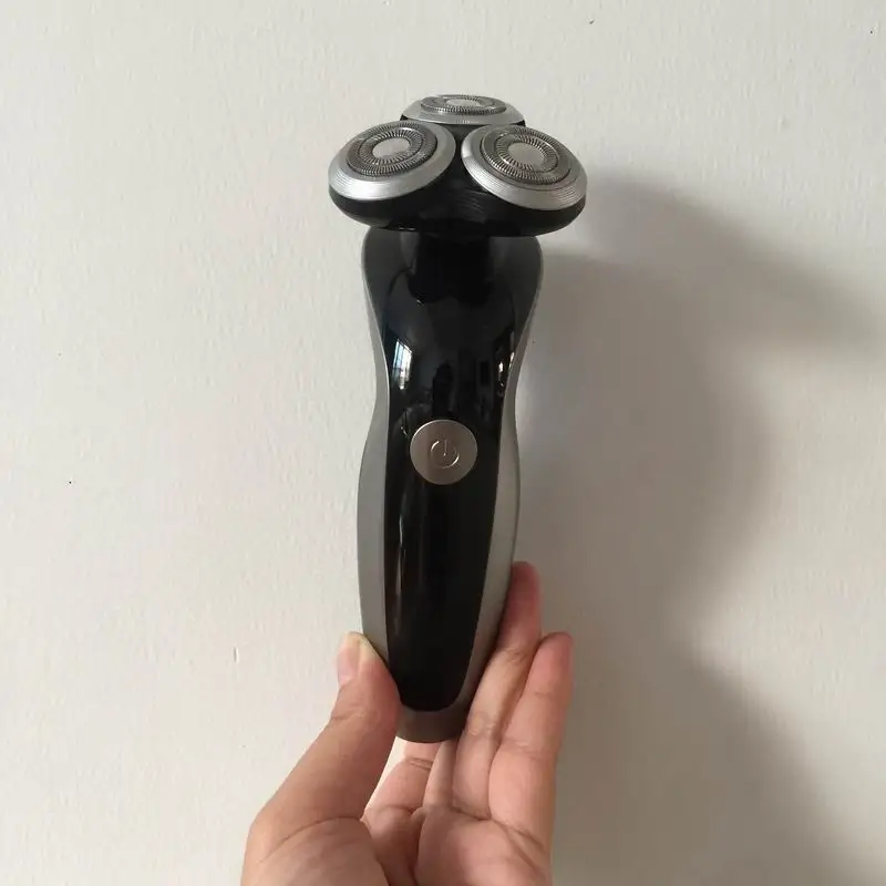 Батарея работает 3 головки электрической бритвы Электрические бритья борода