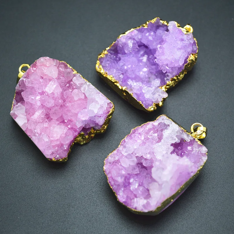 Фиолетовый розовый друзовый кварц камни свободной формы грубый камень кулон