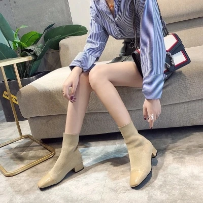 Новая обувь женские ботинки эластичные ботильоны с острым носком на высоком