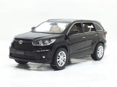 Черный Высокая имитация 1:32 TOYOTA Highlander Литой Сплав модель автомобиля игрушка металлический внедорожник модель 6 дверей можно открыть подарок для детей Рождество - Цвет: Черный