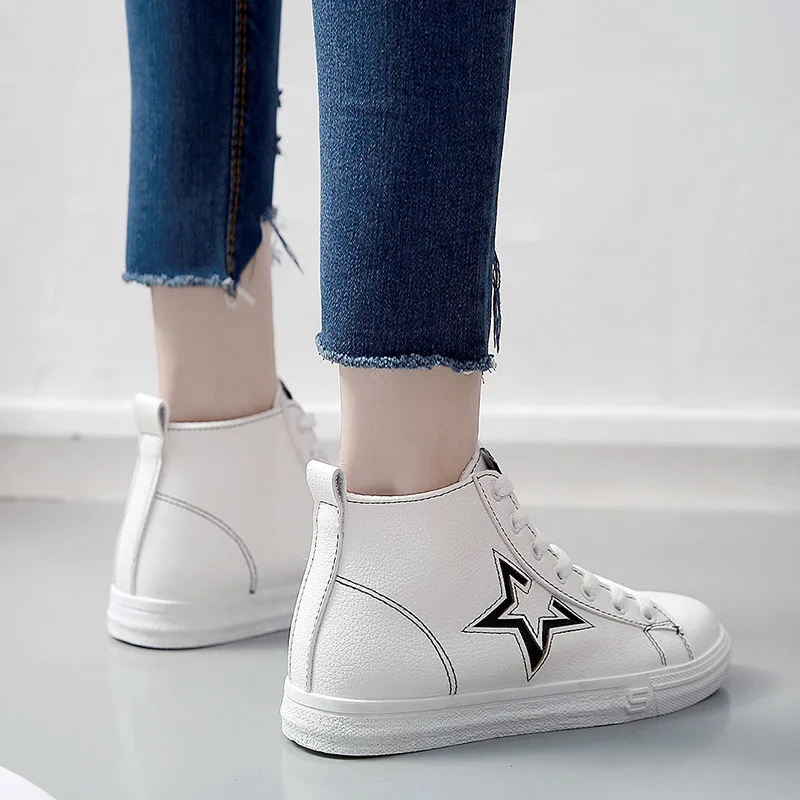 Женская Повседневная обувь слипоны на платформе Скрытая увеличение кроссовки PU