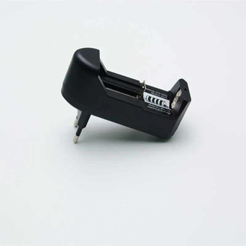 

FREE SHIPPING,10PCS/LOT new EU plug Battery charger for all 3.7V&3.6V AA 14500 18650 16340 CR123A Rechargeable battery