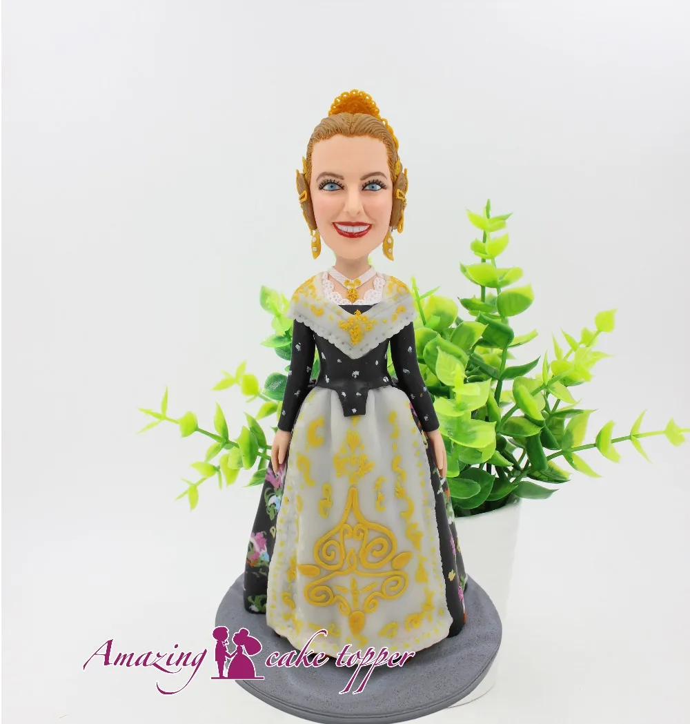 

2019 AMAZING CAKE TOPPER Retro aristocratic temperament lady Toys Custom Polymer Clay Figure From Pictures