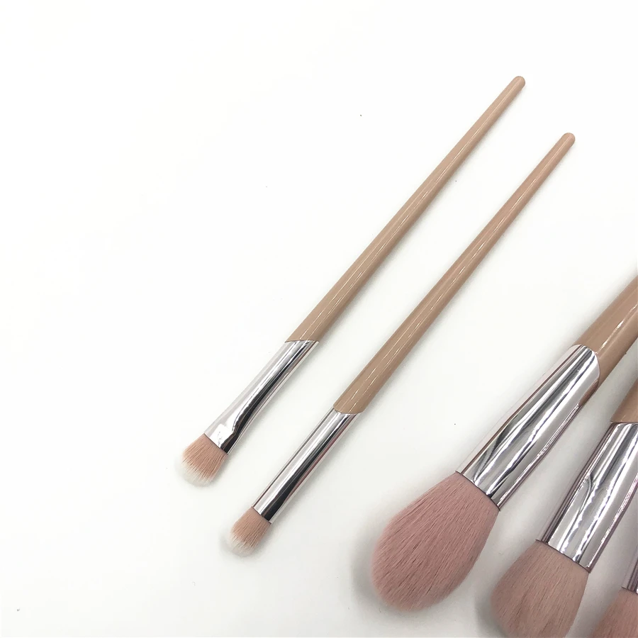 Набор кистей для макияжа FB стильная кисть с розовым пламенем растушевки румян