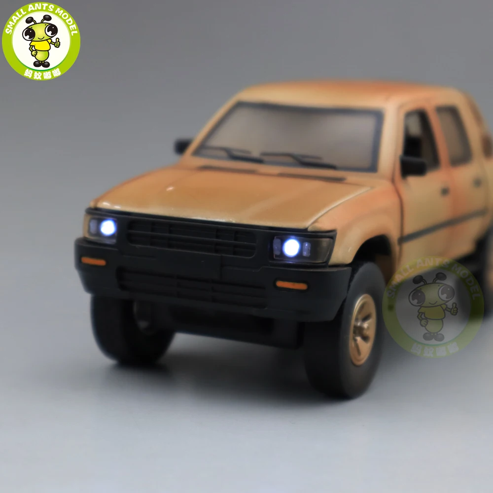 Грузовик пикап Jackiekim Hilux с пистолетом антибаком литая металлическая модель