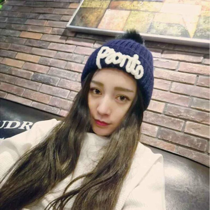 Женская мода Теплые Шерстяные Зимняя Шапка Мех Енота пом Cap Вязание Шапки Девушки