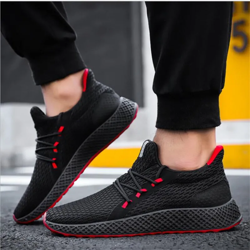 

2019 fashion men's shoes casual weaving flying net breathable lightweight soft black non-slip men's shoes men's sneakers race