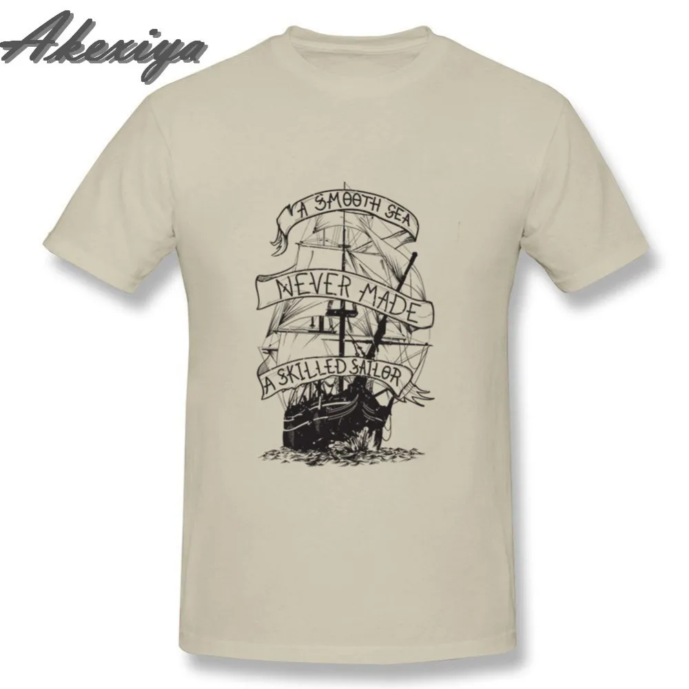 Мужская хлопковая футболка A smooth sea never made a skilled sailor крутая Винтажная белого цвета