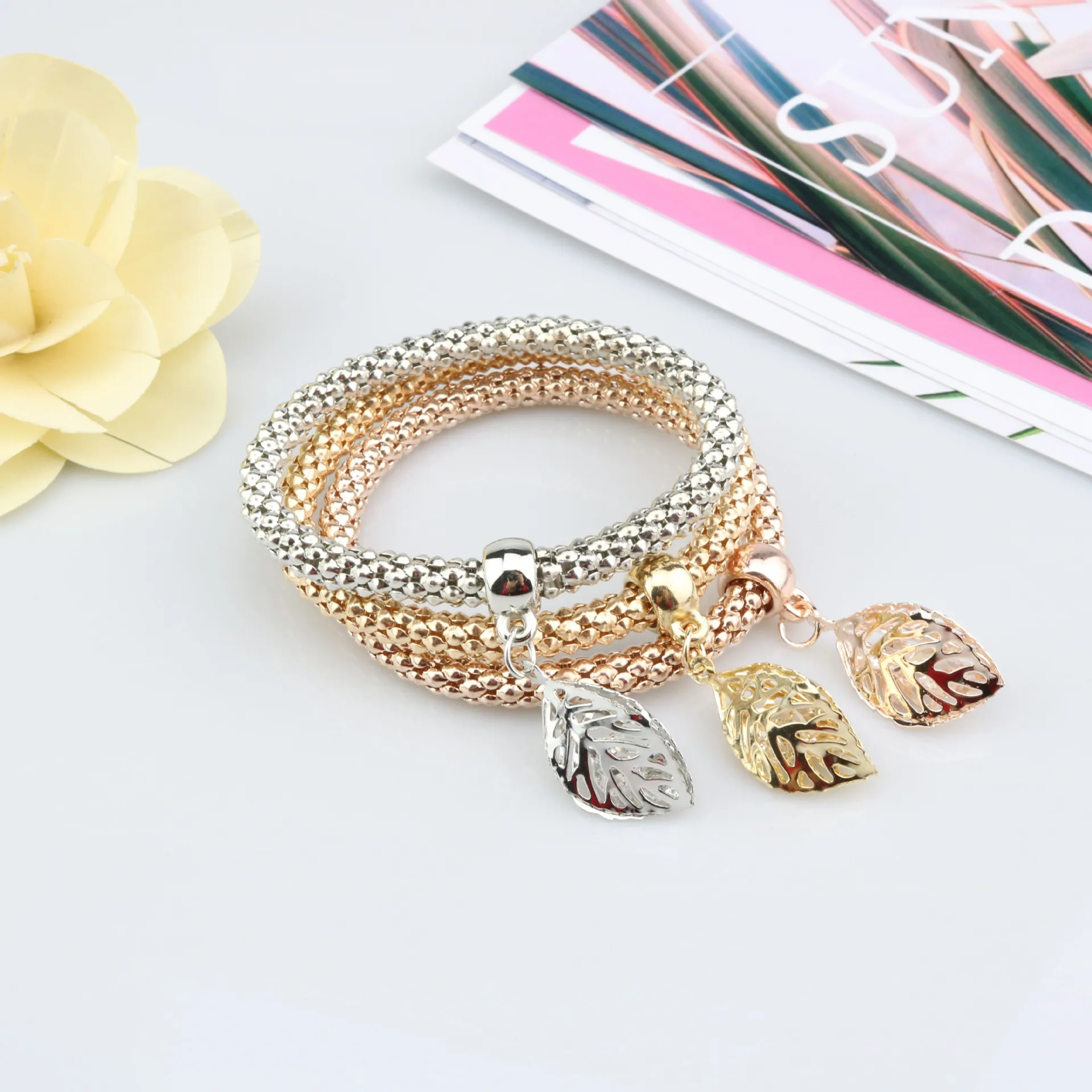 Новейший Золотой/розовый золотой цвет кристалл лист Шарм Браслеты для женщин Bijoux