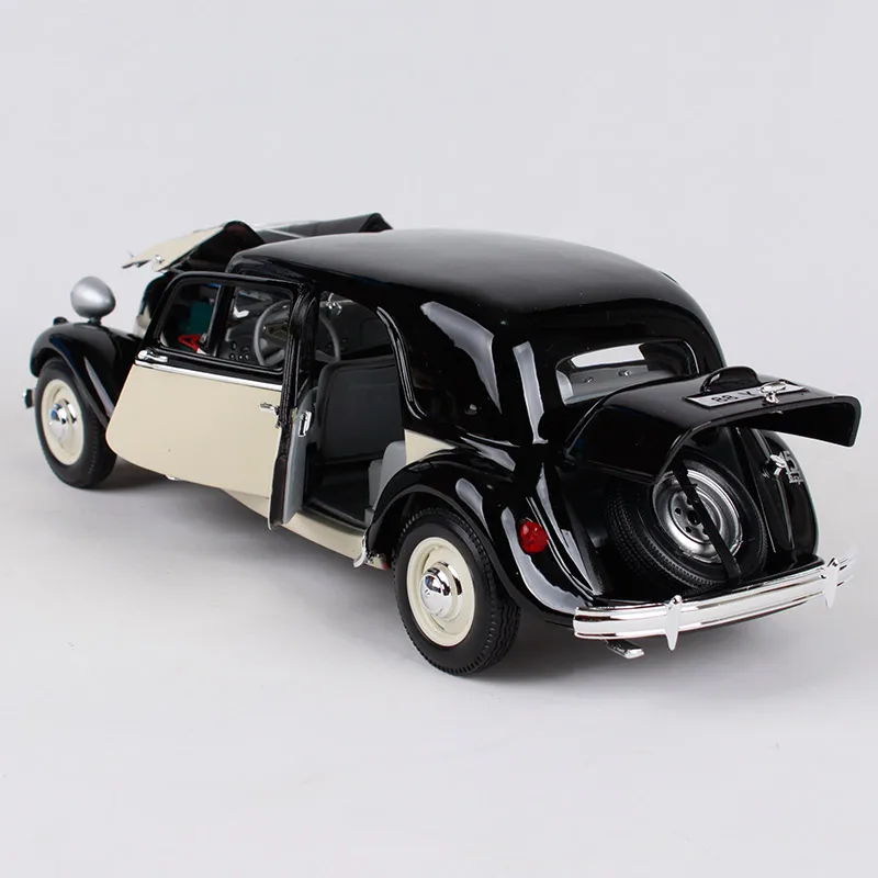 Maisto 1:18 1952 Citroen 15CV 6 цил модель автомобиля черный белый цвет 265*95 * мм 84 Двигатель