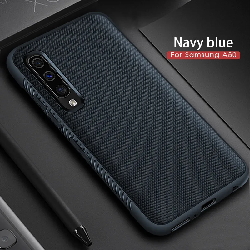 Углеродного волокна ударопрочный чехол для samsung M10 M20 M30 охлаждающий чехол s для Galaxy A10 A20 A30 A40 A50 A70 тепловыделение мягкий чехол - Цвет: Navy