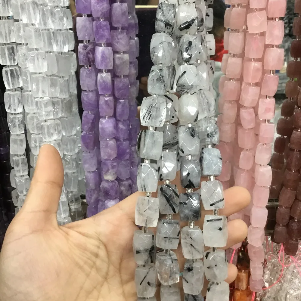 Натуральный черный рутилированный кварцевый кристалл многогранный