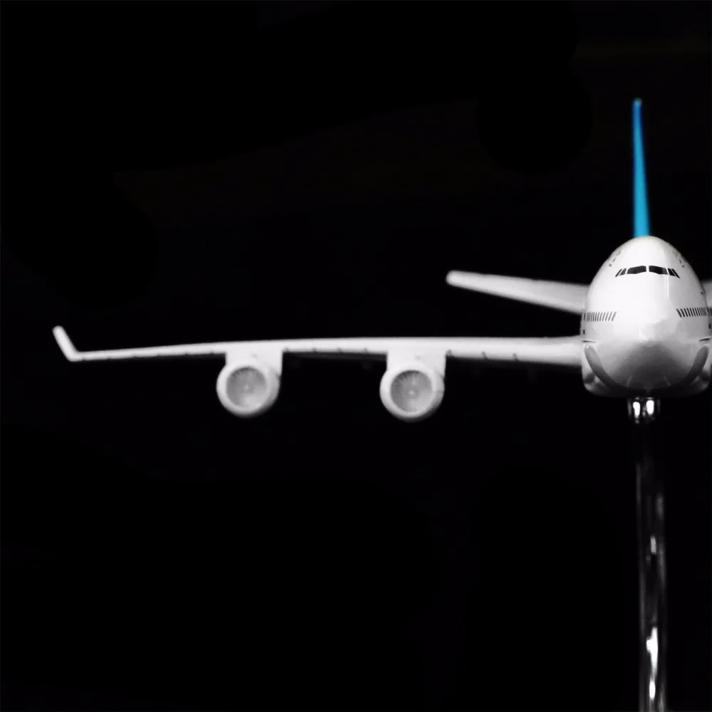 1: 400 16 см Новая Zealand Airline Boeing 747 металлическая модель самолета офисное украшение