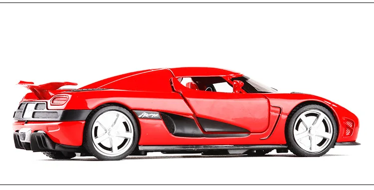 1:32 Koenigsegg AGERA модель автомобиля из сплава спортивный автомобиль с выдвижной задний светильник звук для детей игрушка