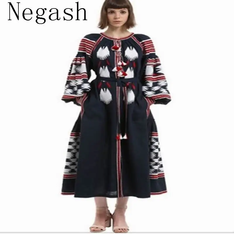 Женское платье с вышивкой Negash Ukraine льняное макси длинным рукавом и v образным