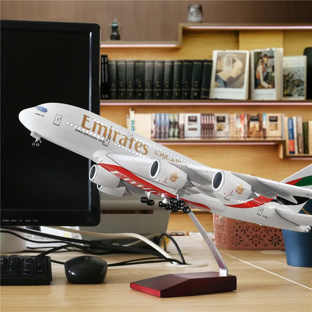 46 см 1:160 Модель литого самолета Emirates Airbus 380 светодиодный светильник (Сенсорное или