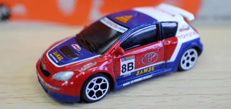 1 Высокая моделирования Renault, ≥got, toyota corolla, subaru гоночная модель, 1: 64 модели автомобилей из сплава, металлические литья, игрушечный автомобиль - Цвет: 1