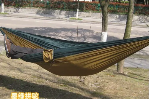 as shown Портативный нейлоновый парашютный двойной гамак для сада, отдыха на природе, походная мебель, гамак для выживания, качели, спальная кровать для 2 человек - Цвет: as shown