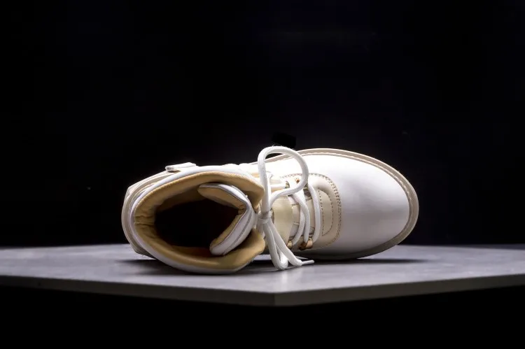 Для женщин сапоги осень-зима 2019 круглый носок на шнуровке из флока с Пряжкой