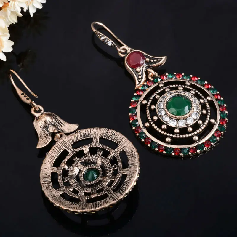 Женские серьги с зеленым цветком и круглыми крючками в винтажном стиле Max Brincos