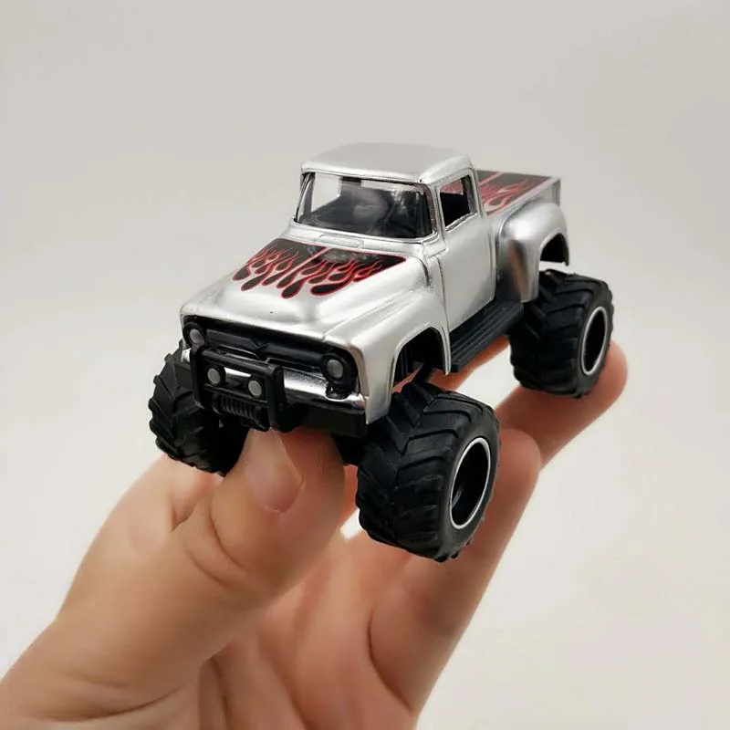 Внедорожник из сплава JADA 1:64 высокая модель больших колес F100 грузовик скорая
