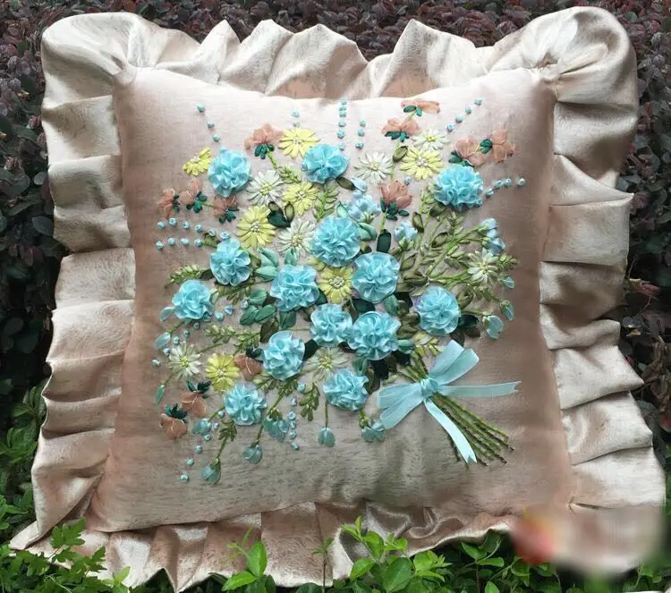 

1pcs 45x45cm blue pink flower bouquet Ribbon embroidery kit pillow cover set handcraft DIY handmade needlework art home decor