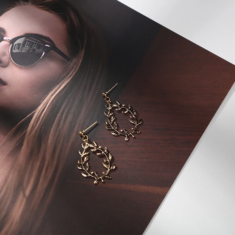 Преувеличенный Золотой Капля воды цветок листья блестящие геометрические