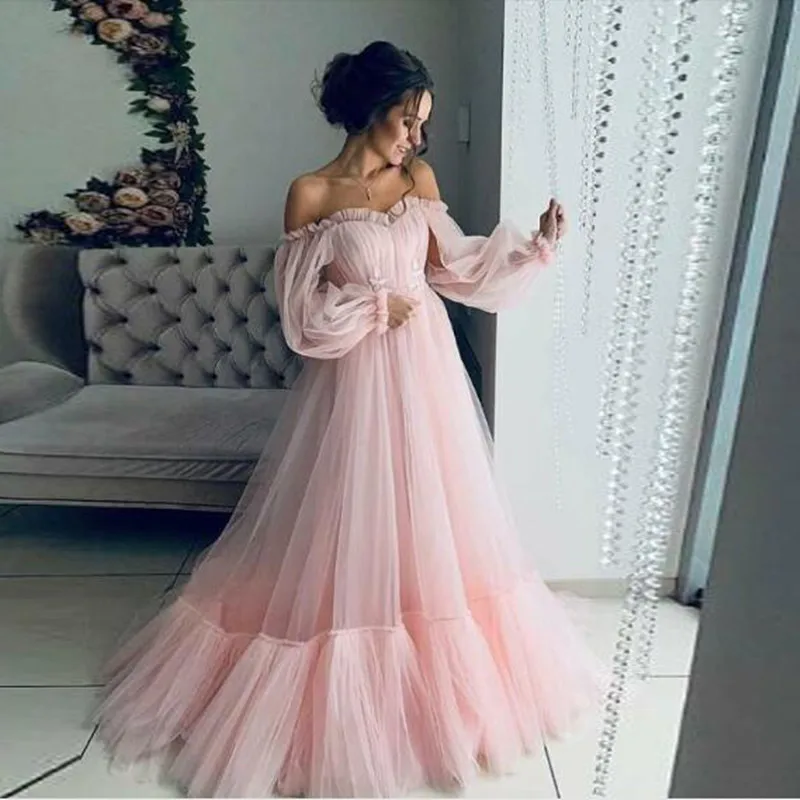 Модное бальное платье с открытыми плечами розовое небесно голубое длинным