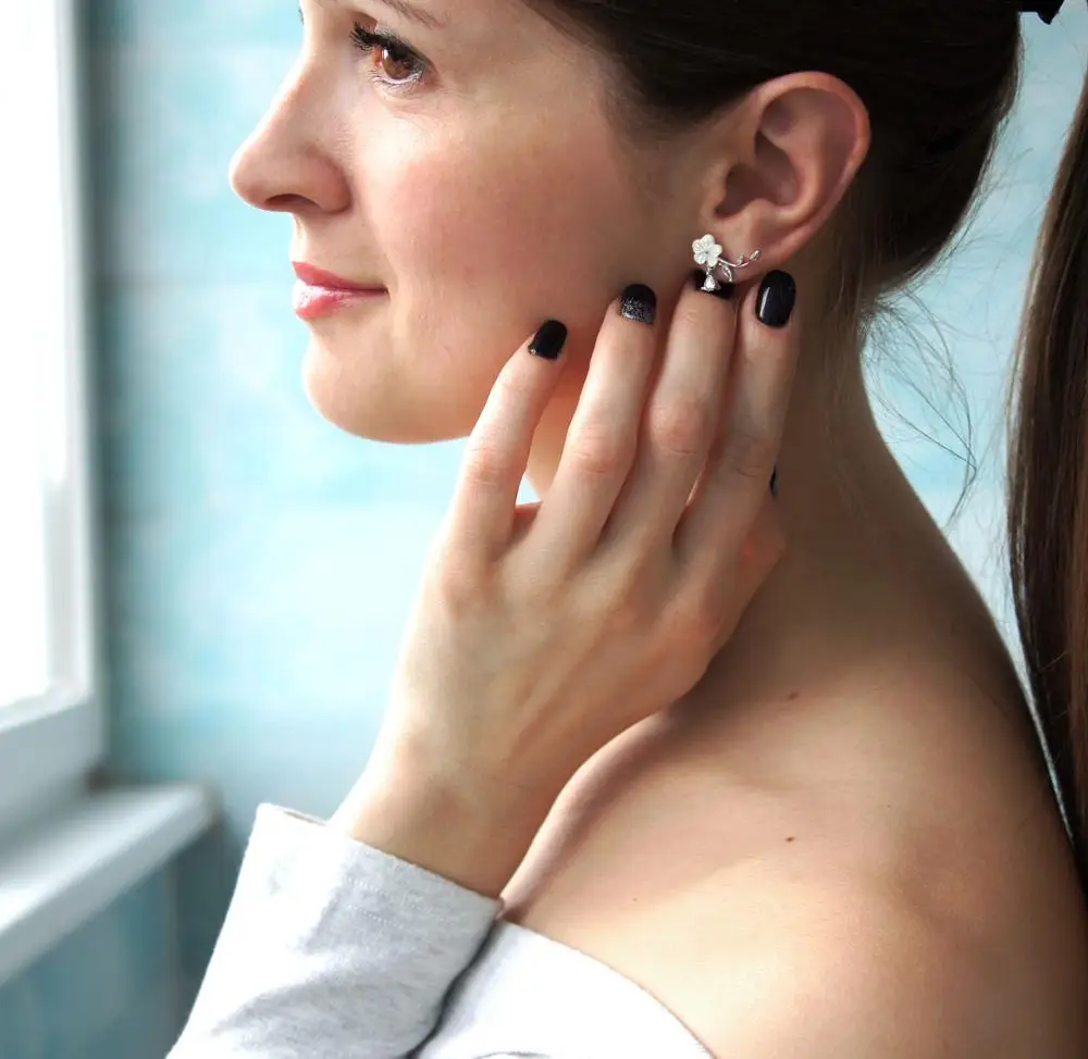 Природные ракушки сливы цветок серьги стержня для Для женщин элегантные