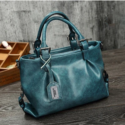 peacock blue Kajie Fashion Genuine Leather Women's Messenger Crossbody Bag Oil Wax Large Tote Women Leather Handbags Female Shoulder Bag - Цвет: peacock blue