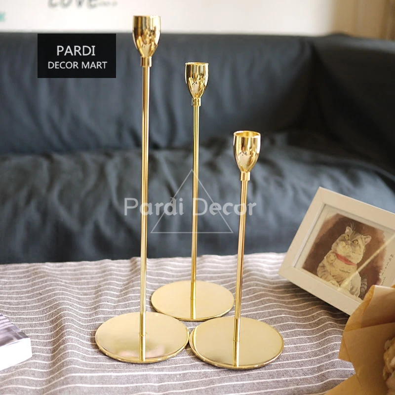 Совершенно новый простой и роскошный золотой подсвечник тюльпана металлический