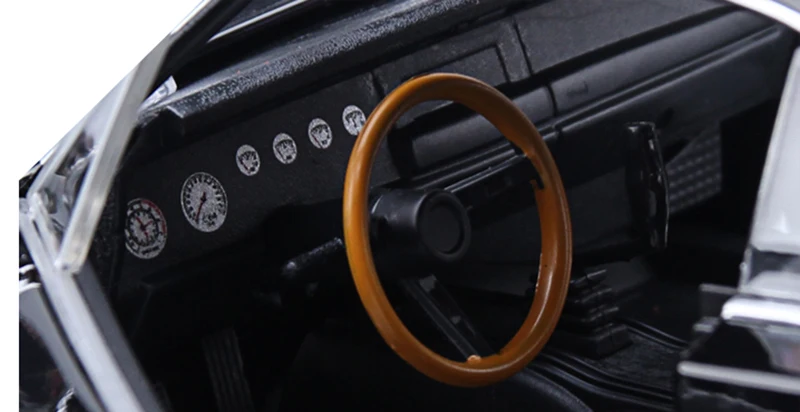 Детские машинки, 1:18, модель машинки, литая под давлением, 1969 сплав, автомобильное зарядное устройство, R/T, черный/оранжевый цвет, Коллекционная Коллекция