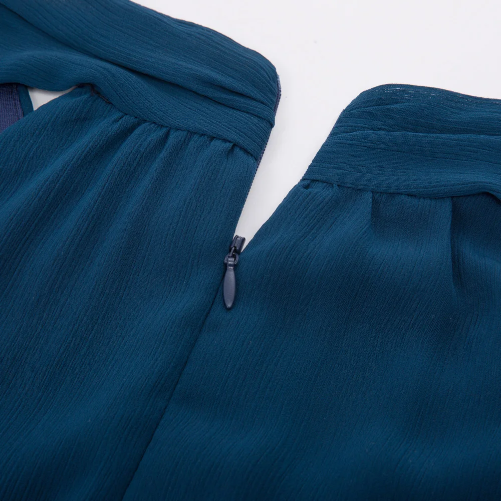 Женское офисное платье элегантное привлекательное летнее без рукавов с