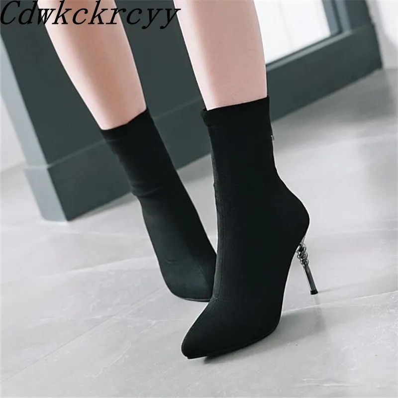 winter  New pattern fashion Europe and America Cusp black sexy Thin leg Short boots Fine heel Add wool Keep warm Women Boots