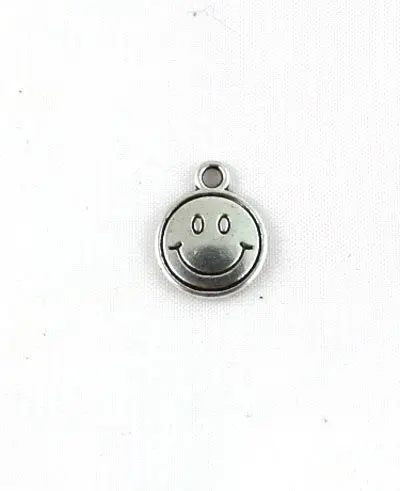 

FREE SHIPPING 450PCS Tibetan silver smile Charm A13757