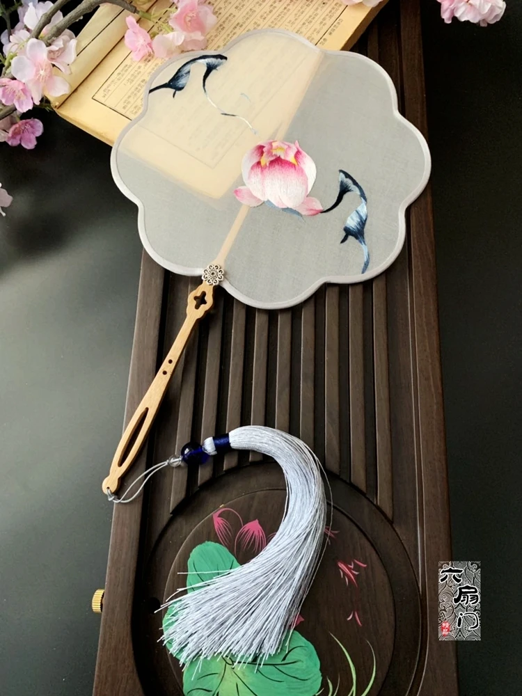 Bingxin Jade Pot Шелковый веер вышивка танец двухсторонняя вышивка ручные вентиляторы Свадебные сувениры и подарки Китайский стиль винтаж Сучжоу вентилятор - Цвет: Bingxin Jade Pot