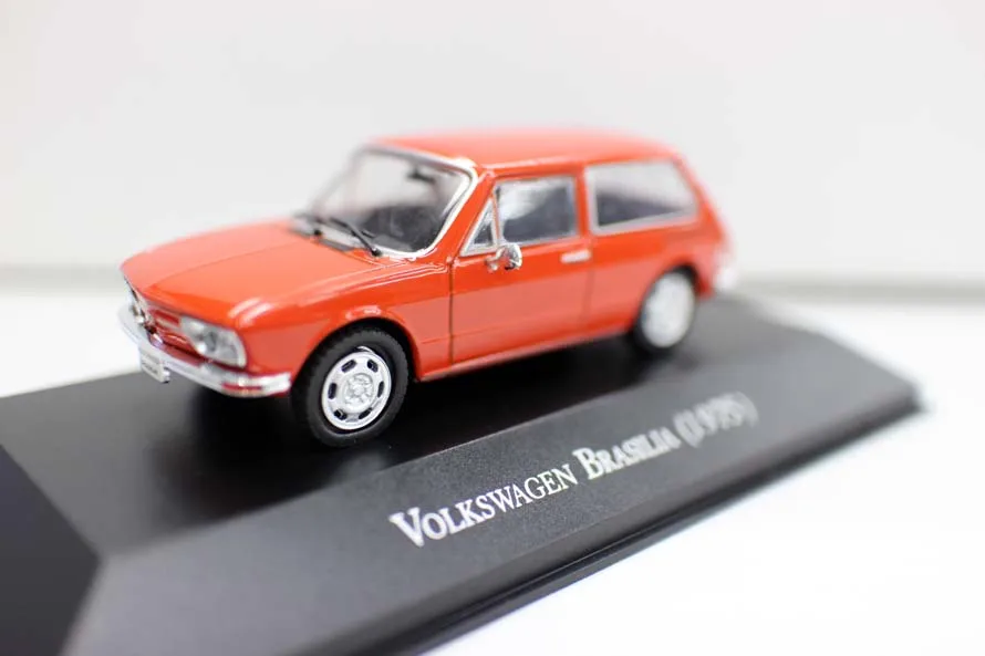 Высококлассная модель автомобиля из Бразилии 1975 1:43 Игрушечная машина сплава