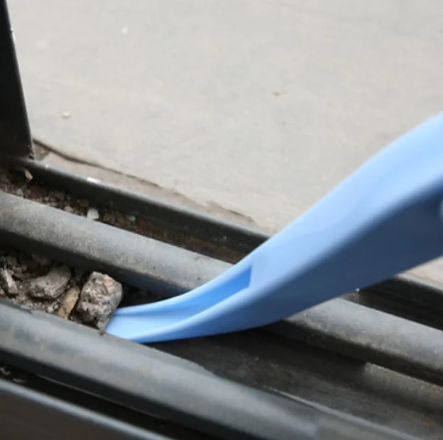 1 шт. новая многофункциональная щетка 2 в для чистки оконных канавок портативная