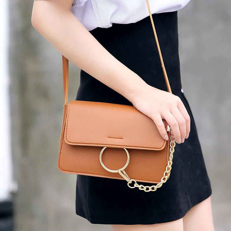 С металлическими цепочками модная женская сумка 2017 сумки Crossbody Flap bag коричневый