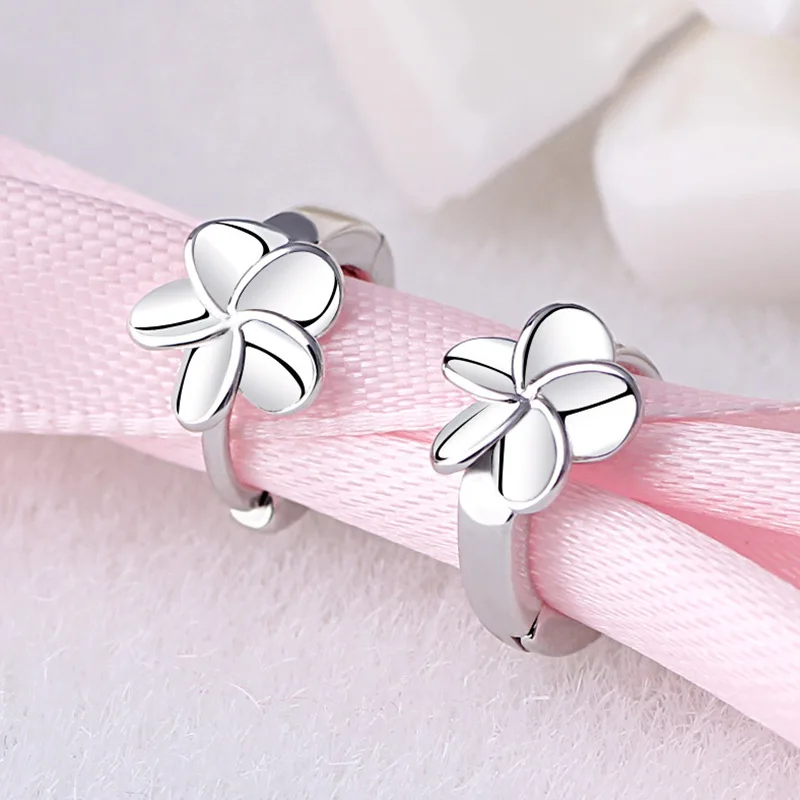 Серьги-Обручи простого дизайна с пятилистными цветками из серебра 925 пробы