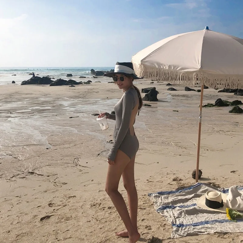 2021 Новый эластичный бандажный однотонный купальник цельный треугольный с