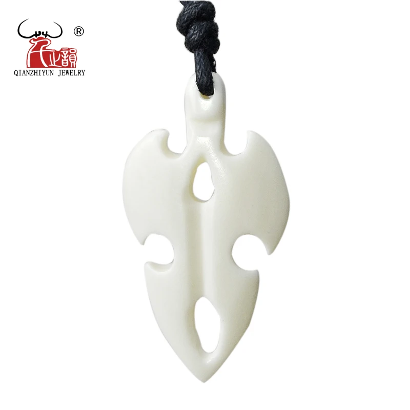 GX052 Hot Sale Primitive tribes jewelry hand-carved axe Choker New Zealand Maori yak bone necklaces woman pendant for gift