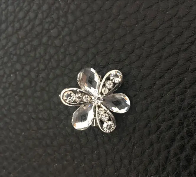 silver white Маленькие милые лепестки брошь с малой Заколкой акриловая брошь мусульманский Сплав Брошь Кнопка ювелирные изделия - Окраска металла: silver white