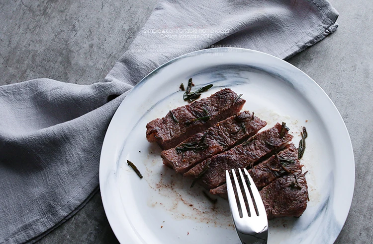 Креативная фарфоровая тарелка с красочным мраморным дизайном розовая Синяя для