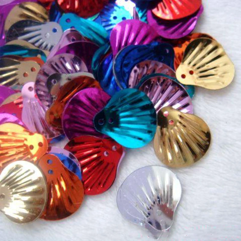 

About 1500Pieces 150g 19mm Shell Sequins Loose PVC Sequins DIY Crafts Scrapbook Sewing Material Accessories