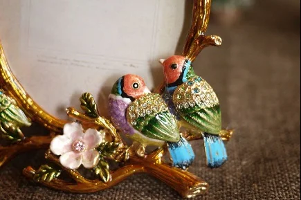 6 дюймовая металлическая резная Цветная птица овальная фоторамка настольное