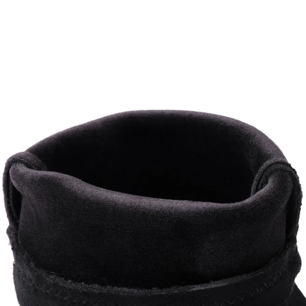 Модные ботильоны с эластичным голенищем на высоком массивном каблуке Эластичные