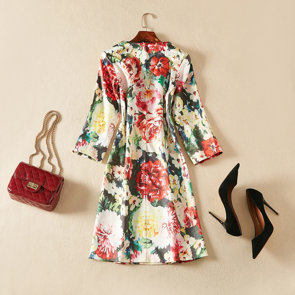 WVLDDBL взлетно посадочной полосы платье с цветочным рисунком Красочные цветы